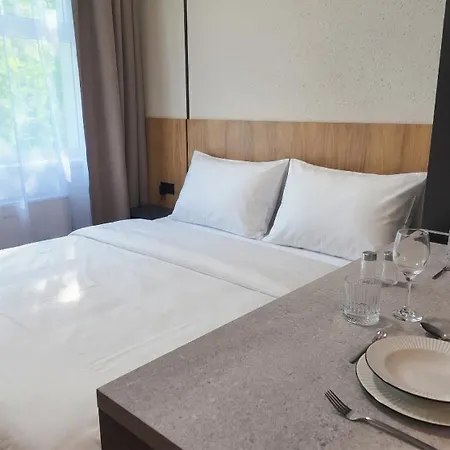 Apartment Axiom - Nova 7 *